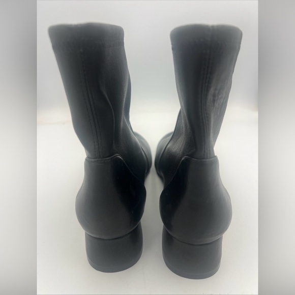 Stuart Weitzman Odetta City 25 Ankle Stretch Pull On Leather Bootie Size 7.5 NEW - Picture 6 of 14